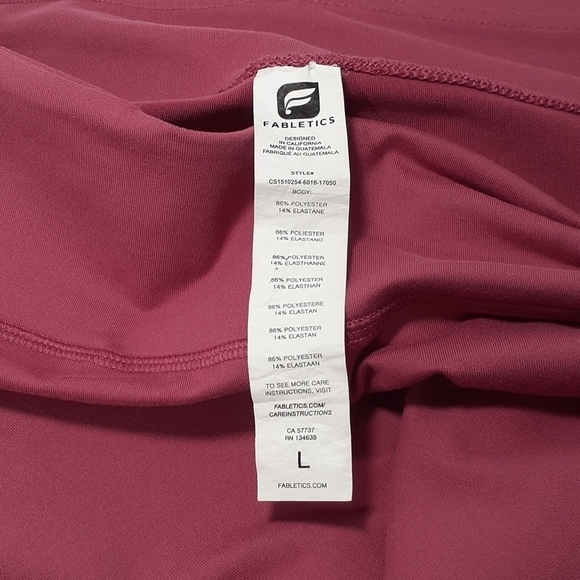 Fabletics Mid-Rise PowerHold Caspia Magenta Capri Leggings Size L. - Picture 5 of 7